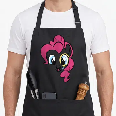 Tablier de cuisine noir avec l illustration du visage souriant de Pinkie Pie aux cheveux roses et yeux bleus.