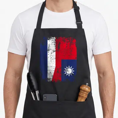Tablier TAÏWAN FRANCE DRAPEAU DE L'AMITIÉ | TAÏWAN — sur un tablier de cuisine noir, fond blanc
