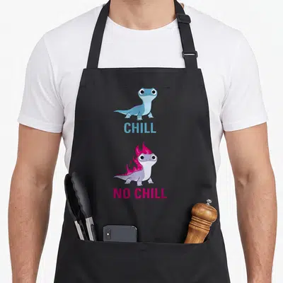 Tablier de cuisine noir avec deux salamandres stylisées, l'une bleue Chill et l'autre flammée No Chill.
