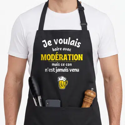 Tablier de cuisine noir avec l'inscription Je voulais boire avec modération et une coupe de bière jaune en bas.