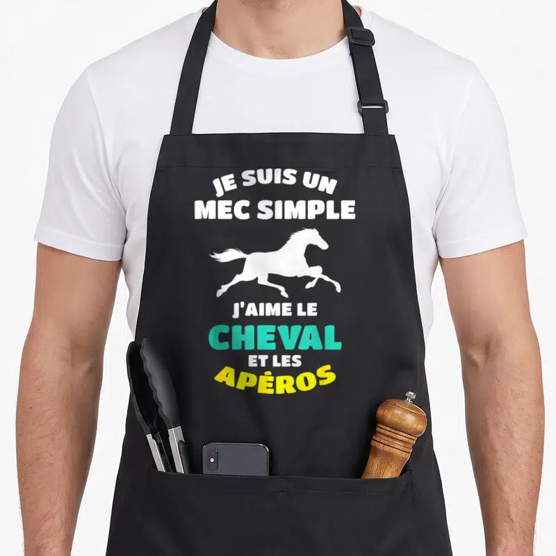 Tablier de cuisine noir avec silhouette de cheval blanc et texte Je suis un mec simple j'aime le cheval et les apéros