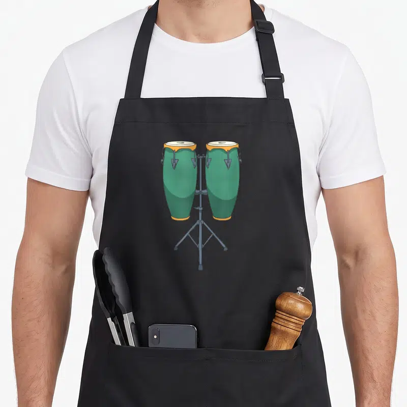 Tablier de cuisine noir avec illustration de deux congas verts sur un support métallique gris.