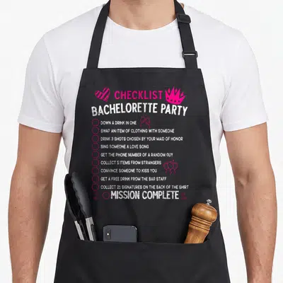 Tablier de cuisine noir avec liste de contrôle Bachelorette Party et illustrations roses en anglais.