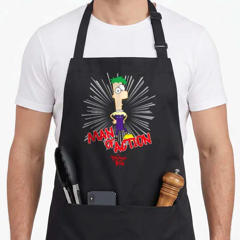 Tablier de cuisine noir avec illustration de Ferb Man of Action et logo Phineas et Ferb en bas.