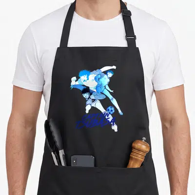 Tablier de cuisine noir avec illustration de Captain Tsubasa et ballon de football en bleu