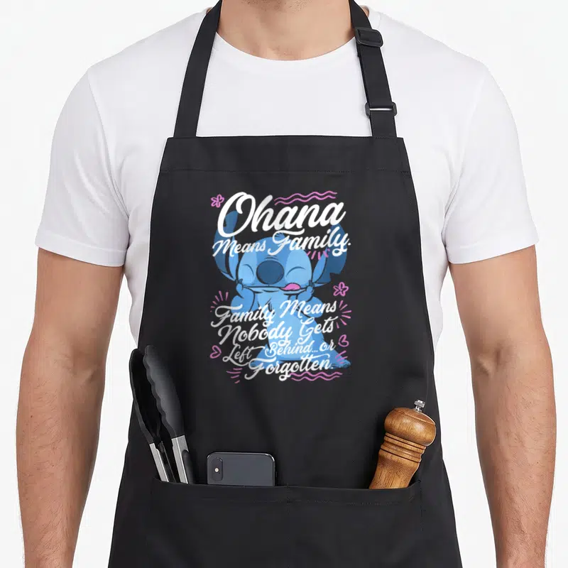 Tablier de cuisine noir avec illustration de Stitch 626 et texte blanc Ohana Means Family Family Means Nobody Gets Left Behind or Forgotten