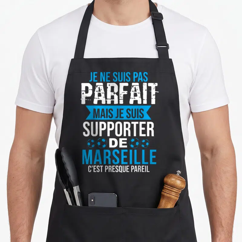 Tablier de cuisine noir avec inscription Je ne suis pas parfait supporter de Marseille c'est presque pareil