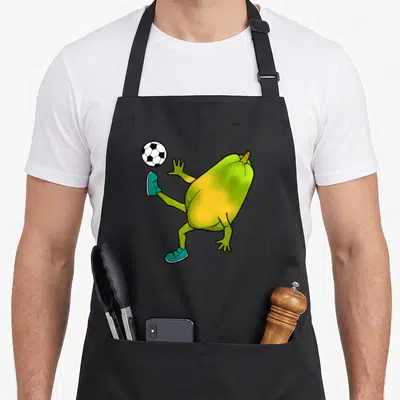 Tablier de cuisine noir avec une papaye vert jaune jouant au ballon de foot en chaussures bleues.