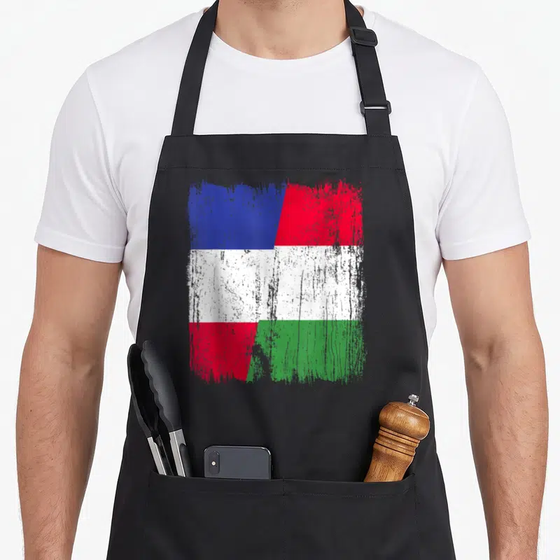 Tablier de cuisine noir avec demi-drapeau France Italie fusionné au style grunge et texte Fière fière française italienne fierté imprimé en blanc.