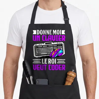 Tablier de cuisine noir avec illustration de clavier blanc et souris multicolore sous le texte donne moi un clavier.