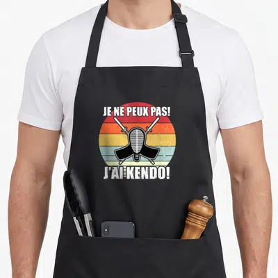 Tablier de cuisine noir avec motif vintage casque kendo et texte Je ne peux pas J'ai Kendo.