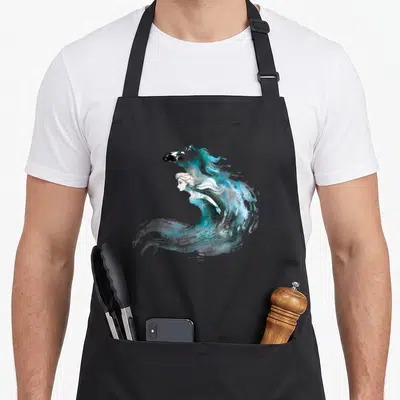 Tablier de cuisine noir avec Elsa et The Nokk fusionnés dans une illustration aquatique aux tons bleus et noirs.