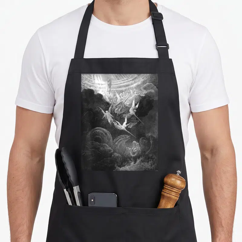 Tablier de cuisine noir avec une gravure détaillée représentant l'Archange Michael et des anges en combat contre un dragon.