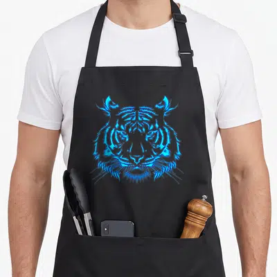 Tablier de cuisine noir avec un visage de tigre sauvage dessiné en traits bleu électrique vif au centre du torse.