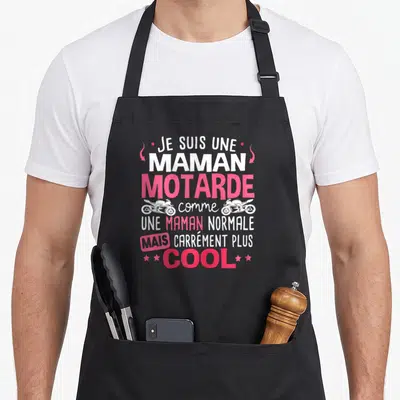Tablier de cuisine noir avec inscription Je suis une maman motarde comme une maman normale mais carrément plus cool et deux silhouettes de moto.