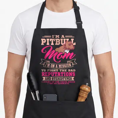 Tablier de cuisine noir avec illustration Pitbull et texte I'm a Pitbull Mom en rose et beige.