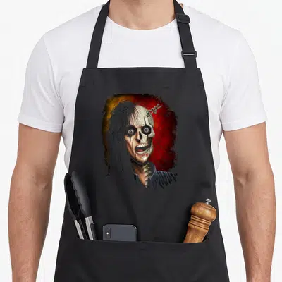 Tablier de cuisine noir avec portrait half-mort d'Alice Cooper aux cheveux gris et fond rouge sanglant
