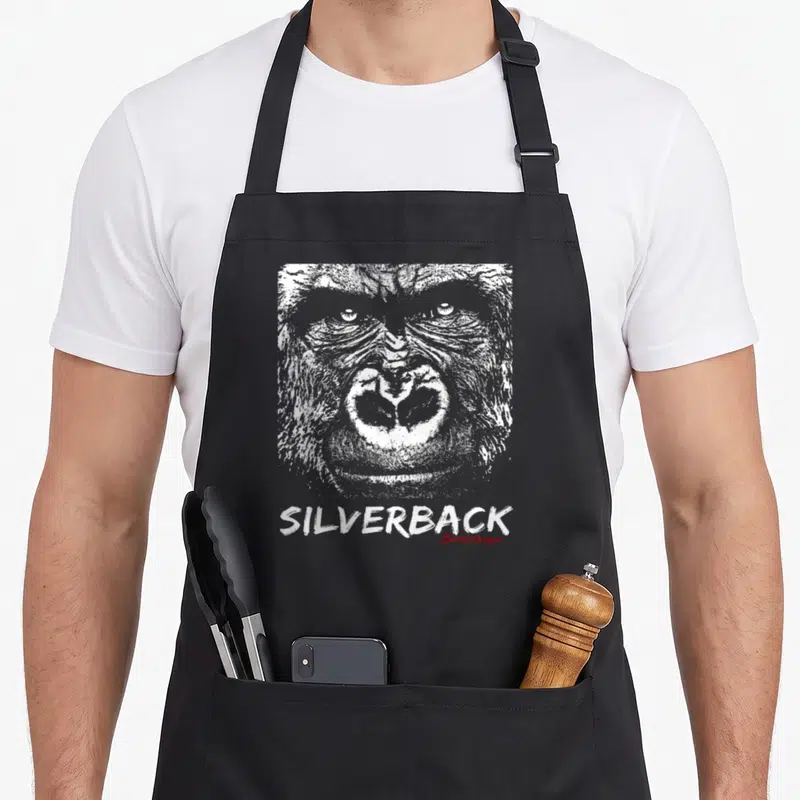 Tablier de cuisine noir avec portrait gravure gorille Silverback et texte blanc sous le visage animalier