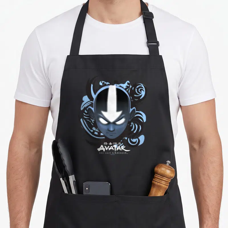 Tablier de cuisine noir avec le visage stylisé de l'Avatar et son logo blanc sur fond sombre.