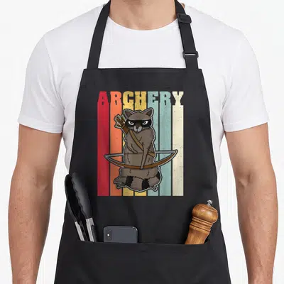 Tablier de cuisine noir avec illustration d'un renard Archer tenant un arc sur fond de bandes colorées vintage.
