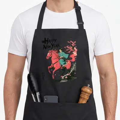Tablier de cuisine noir avec illustration d'un guerrier sur un cheval rose et l'inscription Happy New Year 2026