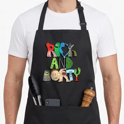 Tablier de cuisine noir avec le logo Rick and Morty formé par des personnages et objets colorés de l'animation.