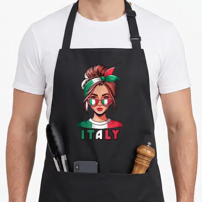 Tablier de cuisine noir avec illustration d'une femme aux verres solaires aux couleurs du drapeau italien et le texte ITALY en bas.