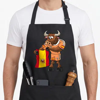 Tablier de cuisine noir avec un taureau fan en maillot orange tenant une cape rouge et jaune.