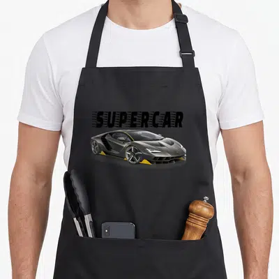 Tablier de cuisine noir avec illustration d'une voiture de sport grise et le texte supercar en lettres noires stylisées.