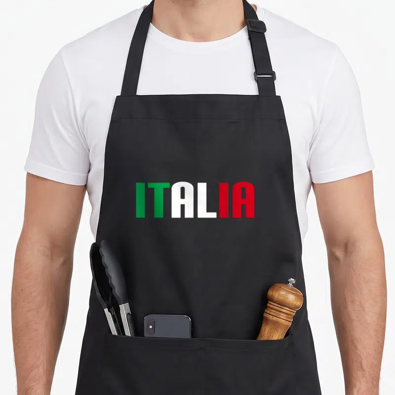Tablier de cuisine noir avec linscription ITALIA aux couleurs du drapeau italien.