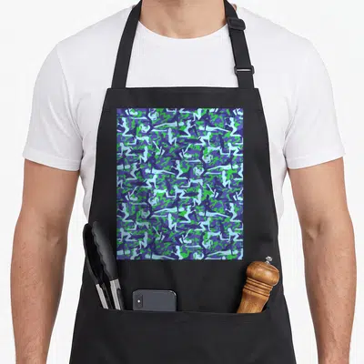 Tablier de cuisine noir avec motif camouflage Kamasutra bleu vert et silhouettes amoureuses.