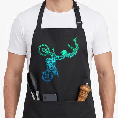 Tablier de cuisine noir avec silhouette de pilote de motocross composée de petits motifs de motos en bleu et vert turquoise.