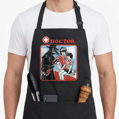 Tablier de cuisine noir avec illustration retro d'un docteur peste et une famille dans un style années cinquante.